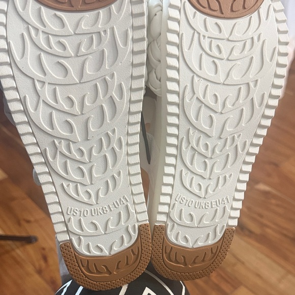 KuaiLu White Braided Slide Sandals with Decorative Buckle - Picture 7 of 7